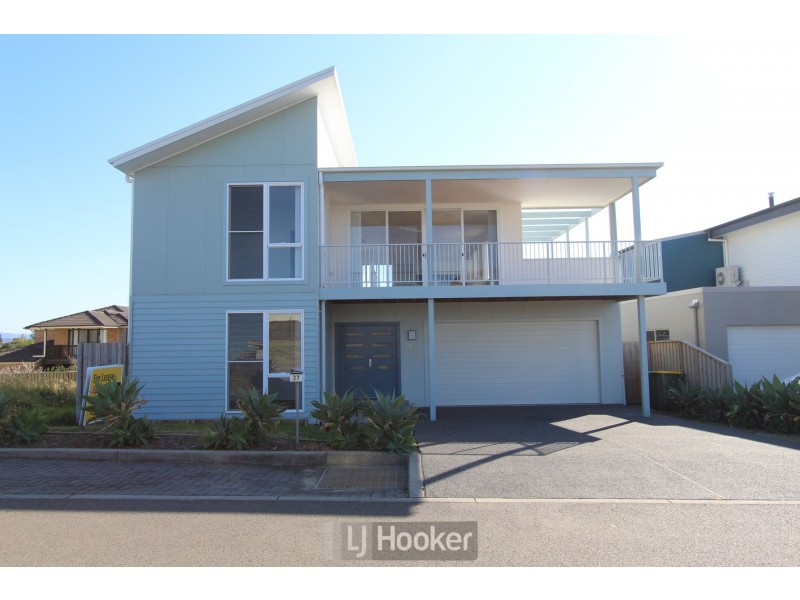 37 Seaside Circuit, Caves Beach NSW 2281