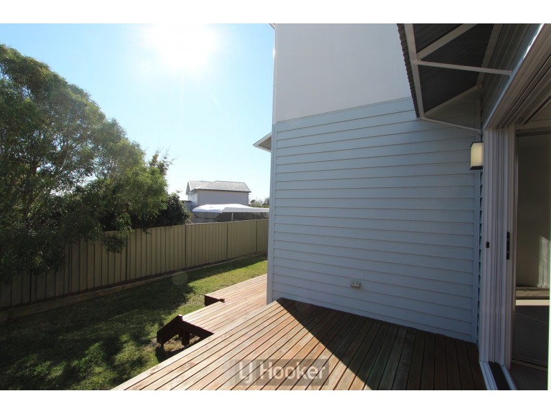 37 Seaside Circuit, Caves Beach NSW 2281