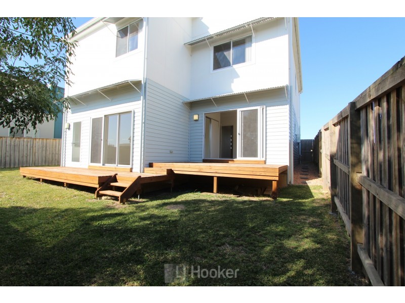 37 Seaside Circuit, Caves Beach NSW 2281