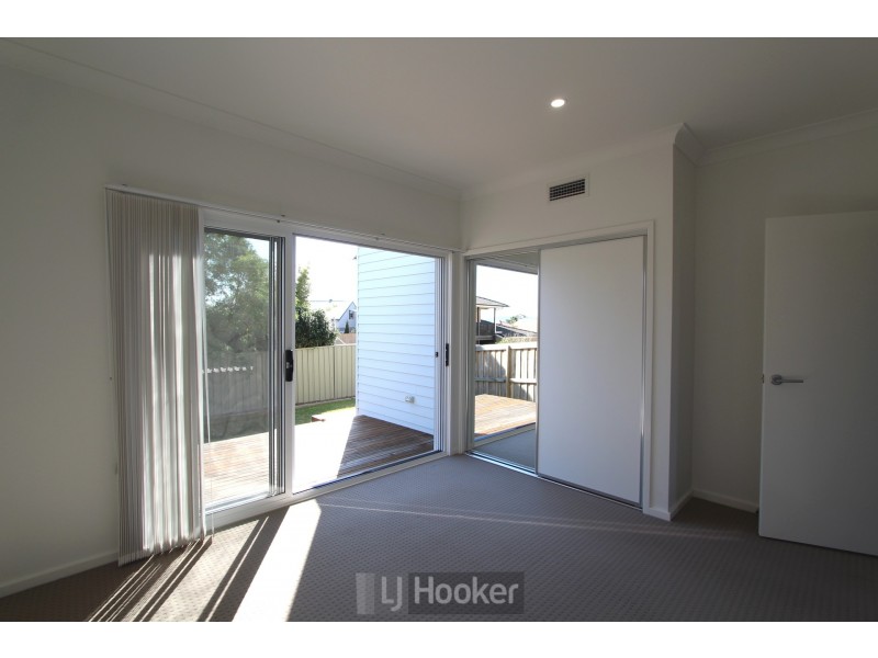 37 Seaside Circuit, Caves Beach NSW 2281