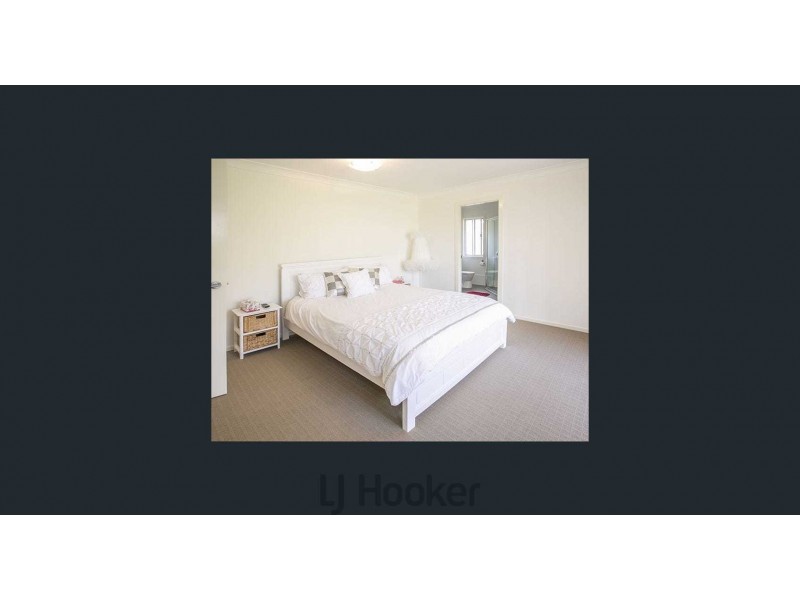 15 Raleigh Street, Cameron Park NSW 2285