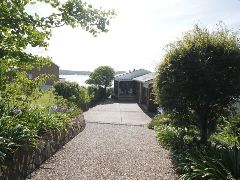 59 Fishing Point Road, Fishing Point NSW 2283