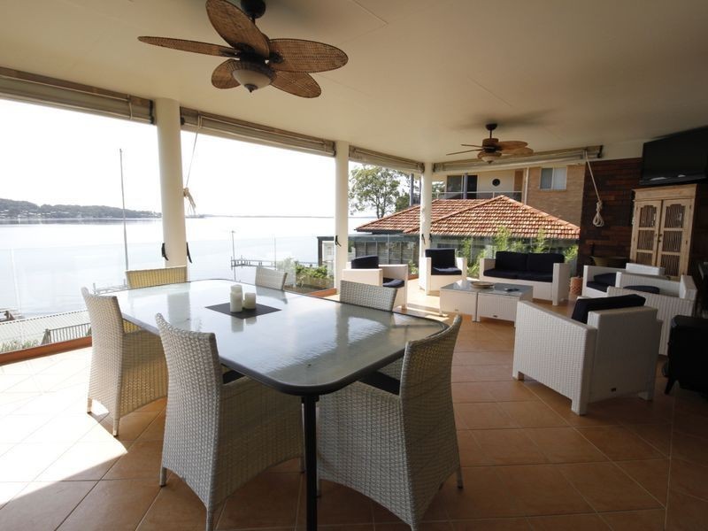 59 Fishing Point Road, Fishing Point NSW 2283
