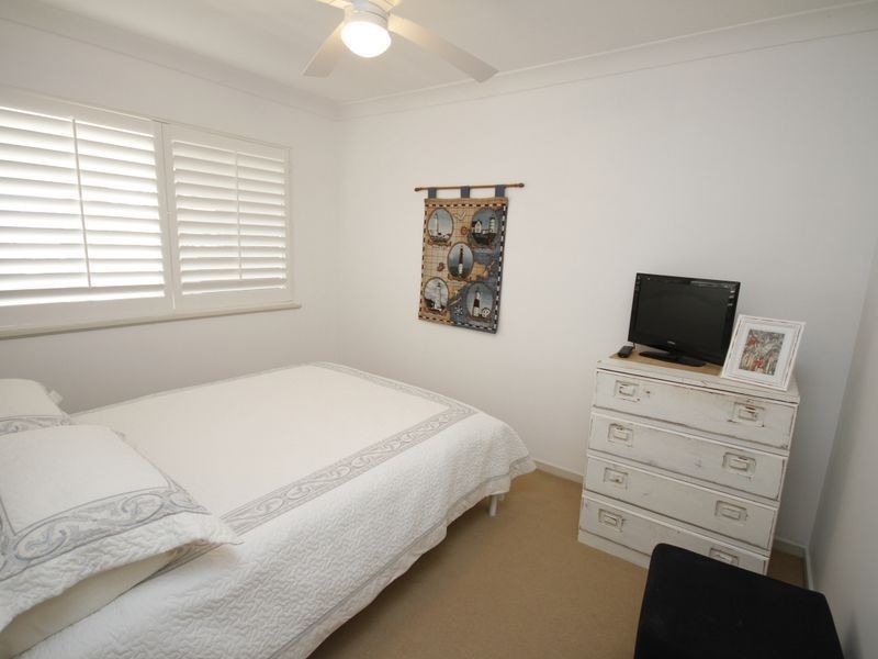 59 Fishing Point Road, Fishing Point NSW 2283