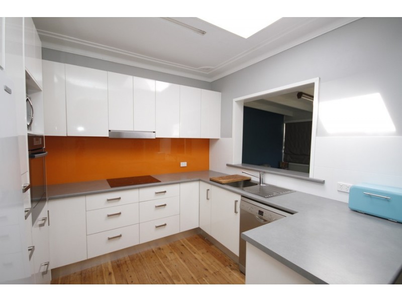 6 Roath Street, Cardiff NSW 2285