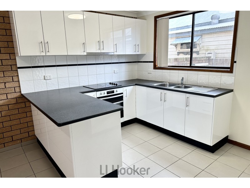 2/31 William Street, East Maitland NSW 2323