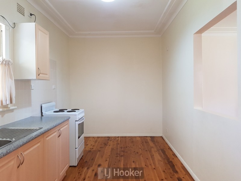 2 Fourth Street, Booragul NSW 2284