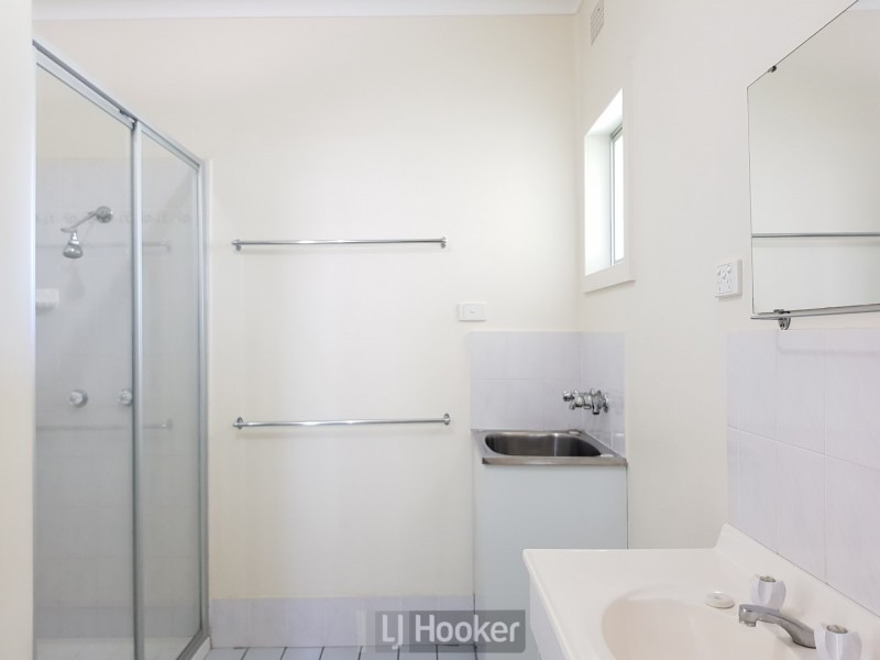 2 Fourth Street, Booragul NSW 2284