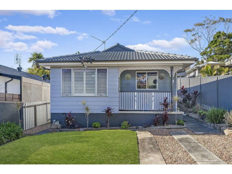 18 Elizabeth Street, Dudley NSW 2290