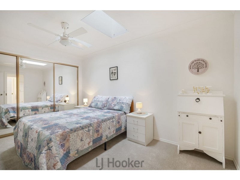 2/4 Deal Street, Mount Hutton NSW 2290