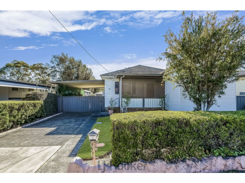 10 St Johns Drive, Croudace Bay NSW 2280