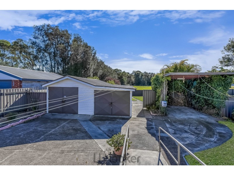 10 St Johns Drive, Croudace Bay NSW 2280