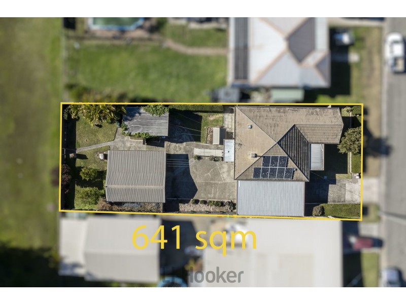 10 St Johns Drive, Croudace Bay NSW 2280