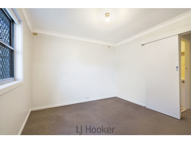 16 Hallvert Crescent, Charlestown NSW 2290