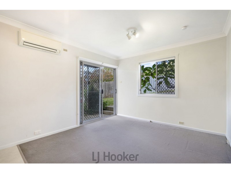 16 Hallvert Crescent, Charlestown NSW 2290