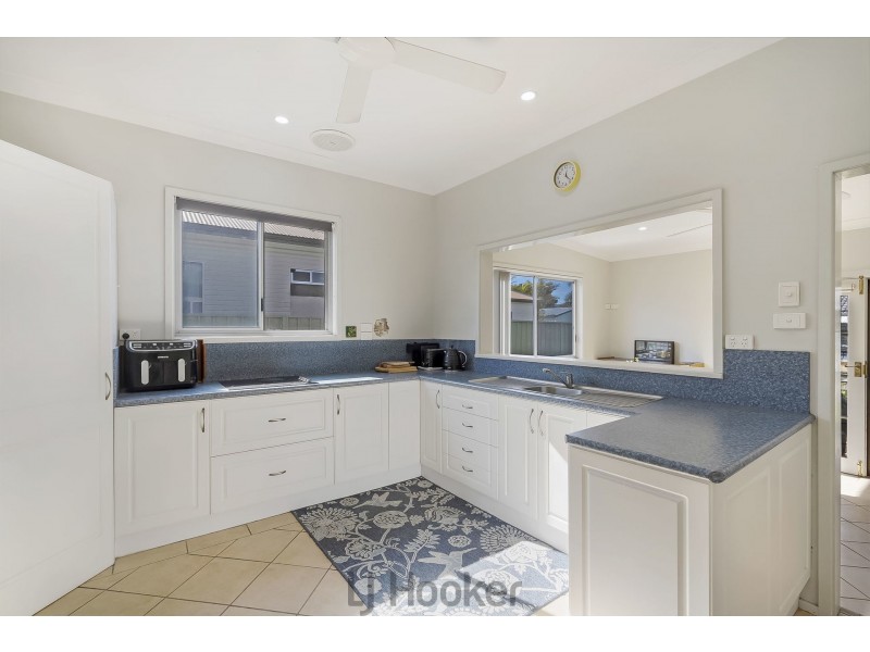 44 Albert Street, Belmont NSW 2280