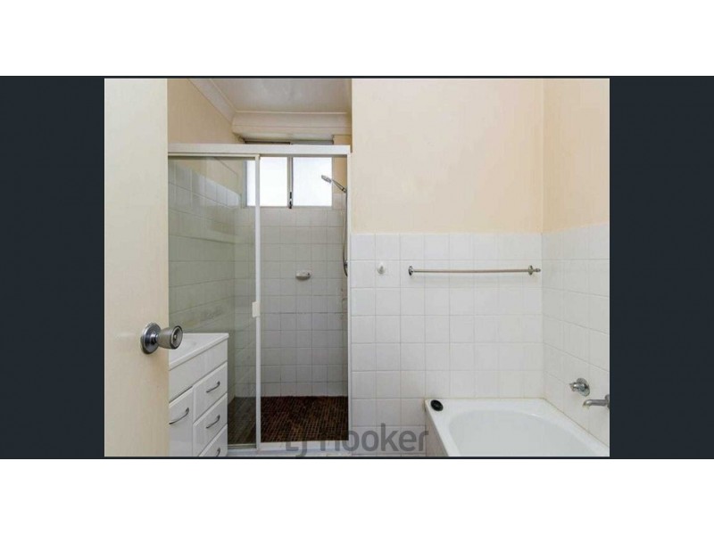 8/3 Harvard Close, Jesmond NSW 2299