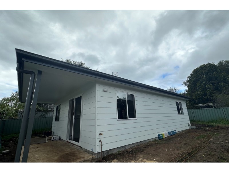 6A Oak Street, Toronto NSW 2283