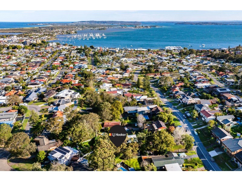 14 Haig Street, Belmont NSW 2280