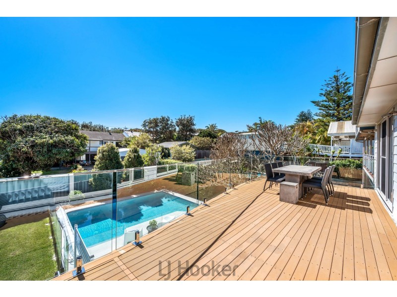 27 Cowlishaw Street, Redhead NSW 2290