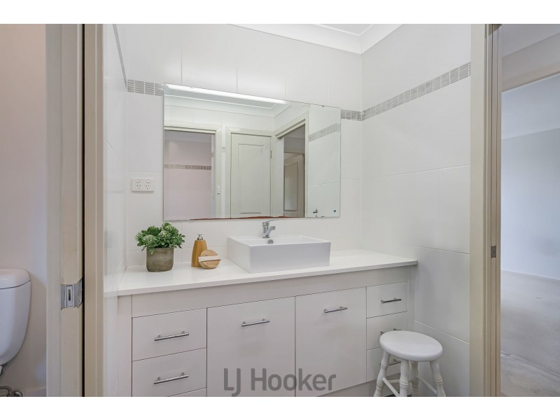 10 Peachwood Close, Warners Bay NSW 2282