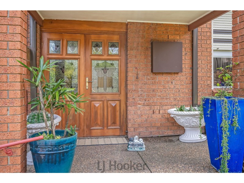 5 Orlando Close, Eleebana NSW 2282