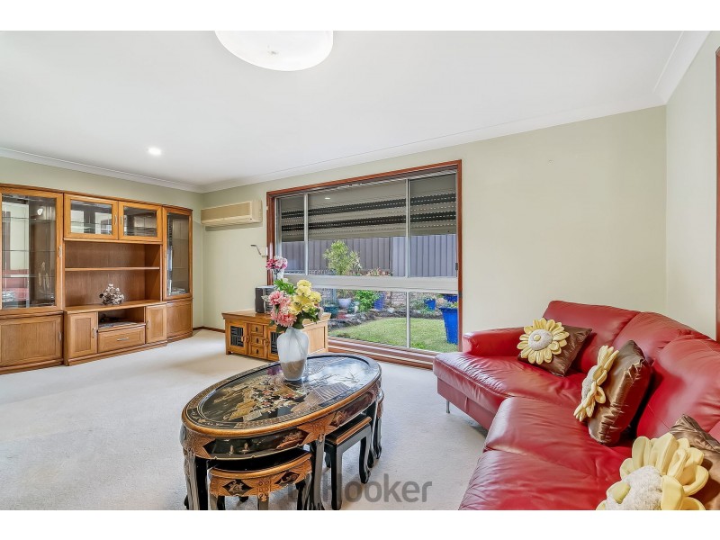 5 Orlando Close, Eleebana NSW 2282