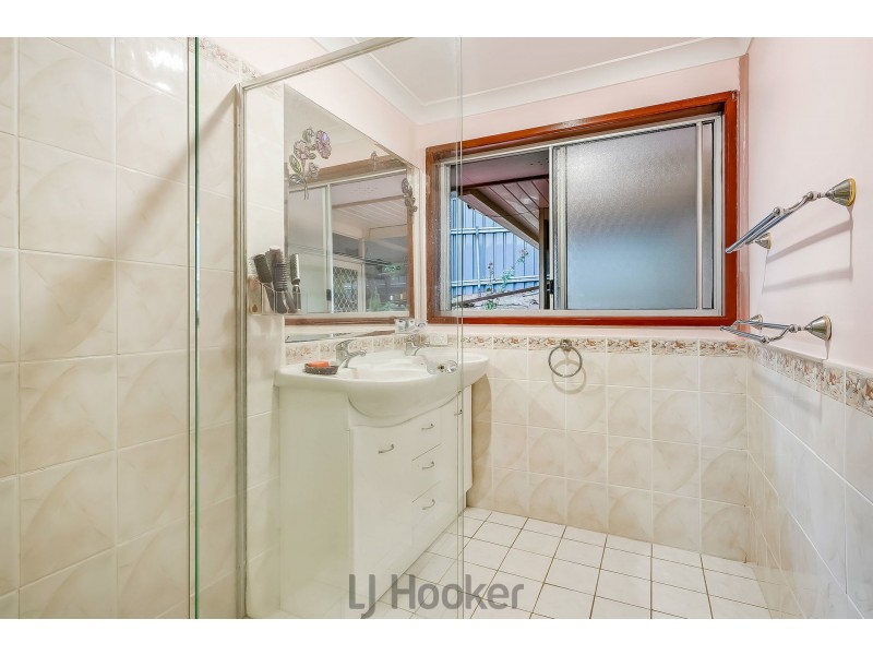 5 Orlando Close, Eleebana NSW 2282