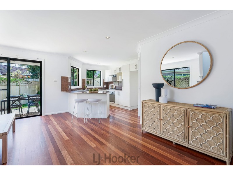 1/18 Geraldton Drive, Redhead NSW 2290