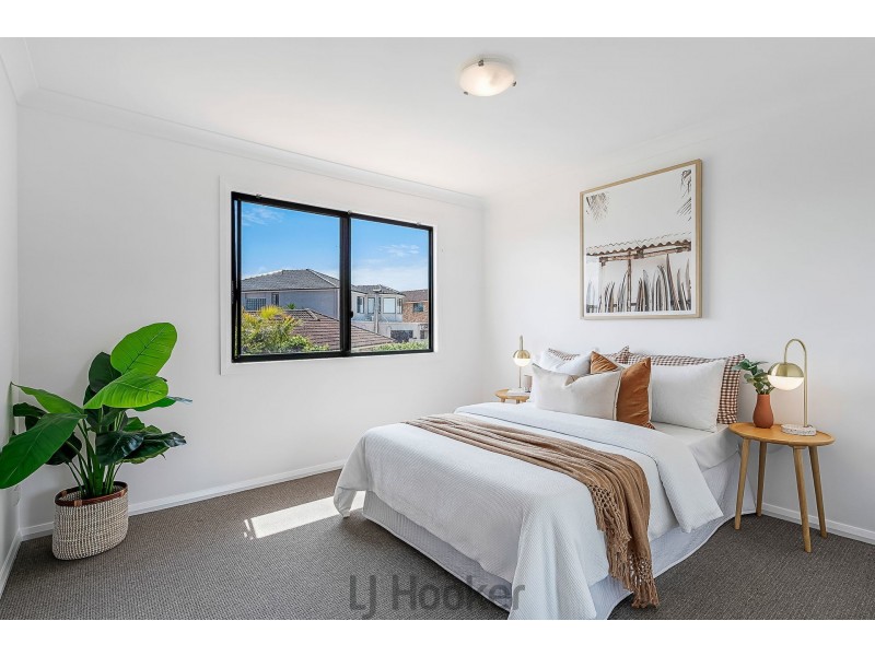 1/18 Geraldton Drive, Redhead NSW 2290