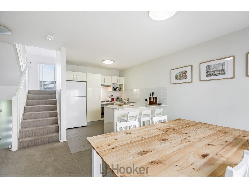 28/4 Langdon Way, Mount Hutton NSW 2290