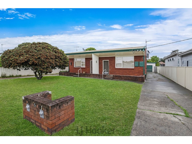 5 Ashley Street, Marks Point NSW 2280
