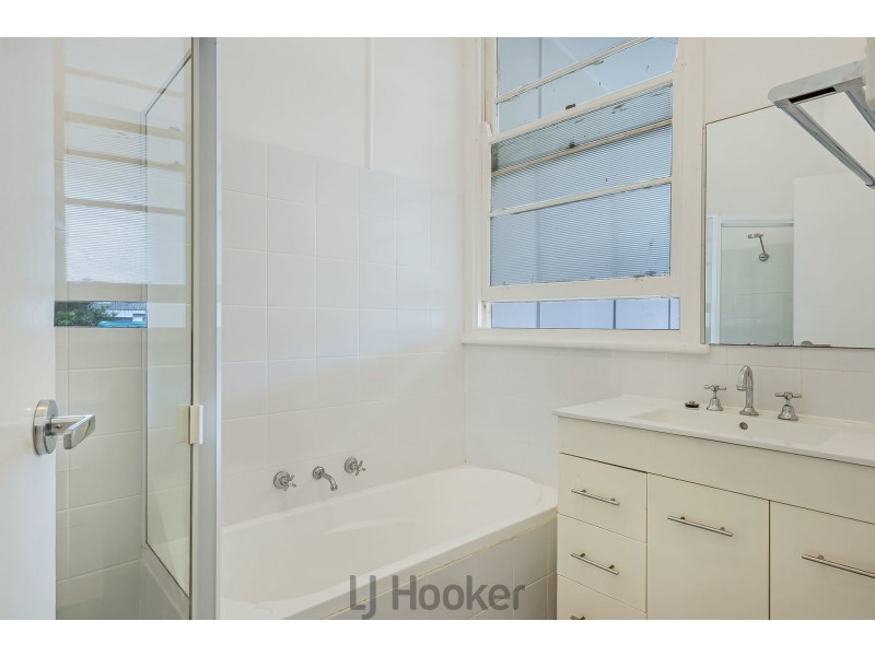 5 Ashley Street, Marks Point NSW 2280