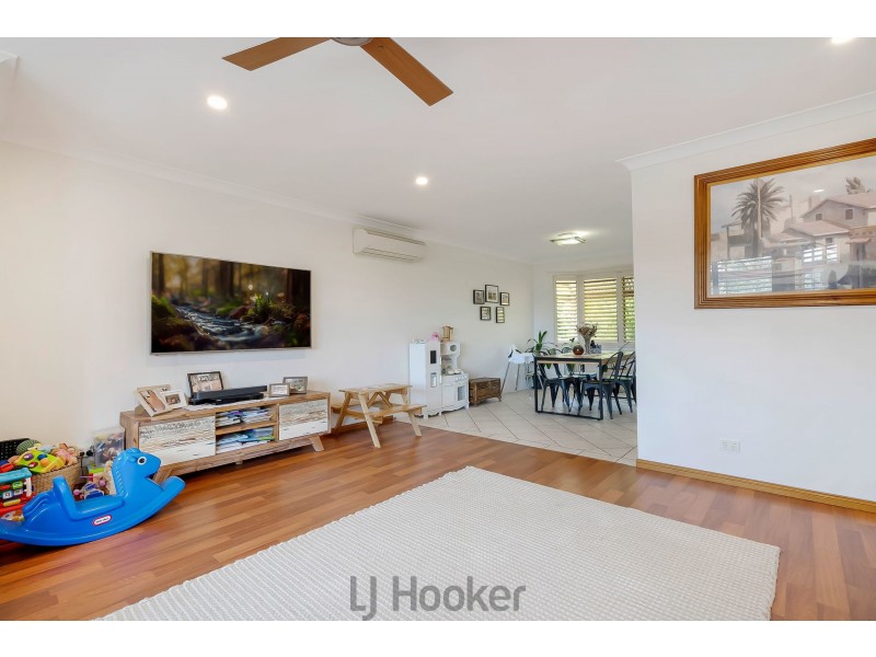 11 Rosebery Avenue, Macquarie Hills NSW 2285