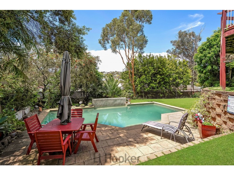 11 Rosebery Avenue, Macquarie Hills NSW 2285