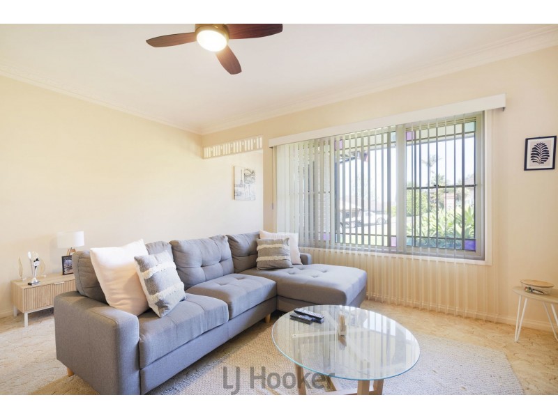 8 Herd Street, Mount Hutton NSW 2290