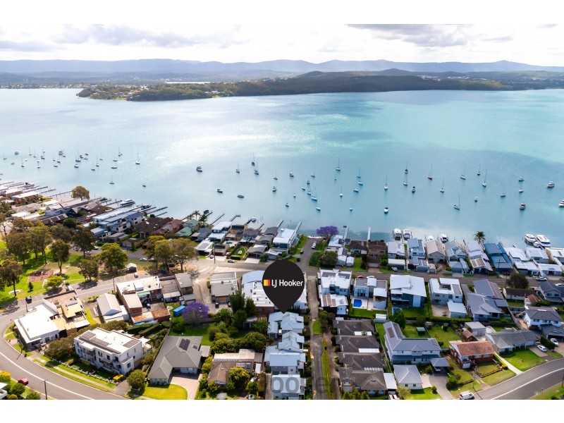 6/12 Berringar Road, Valentine NSW 2280