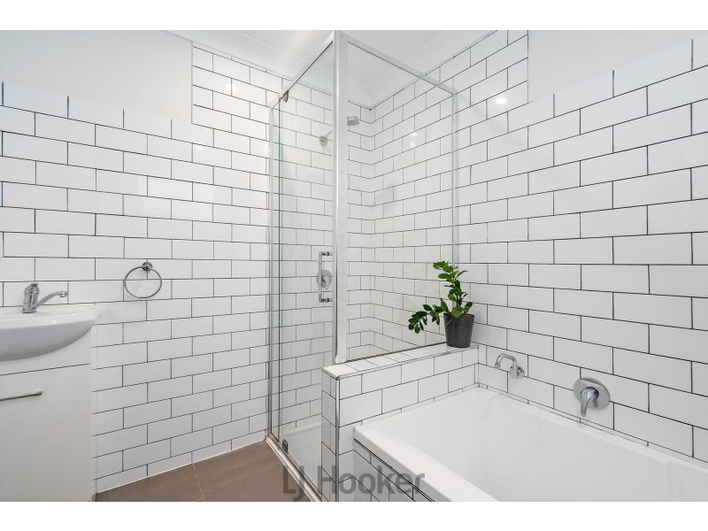 6 Wilkinson Street, Mayfield NSW 2304