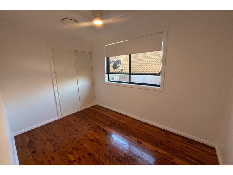 22 Paley Crescent, Belmont South NSW 2280