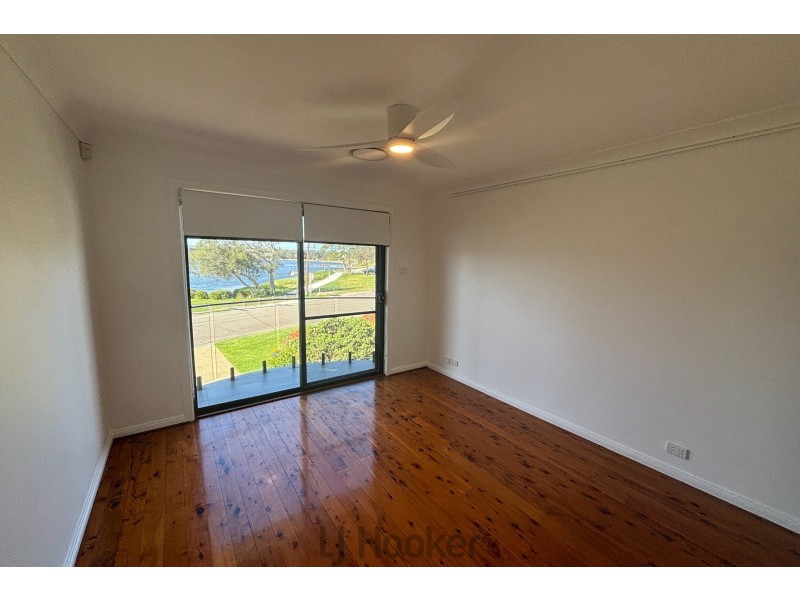 22 Paley Crescent, Belmont South NSW 2280