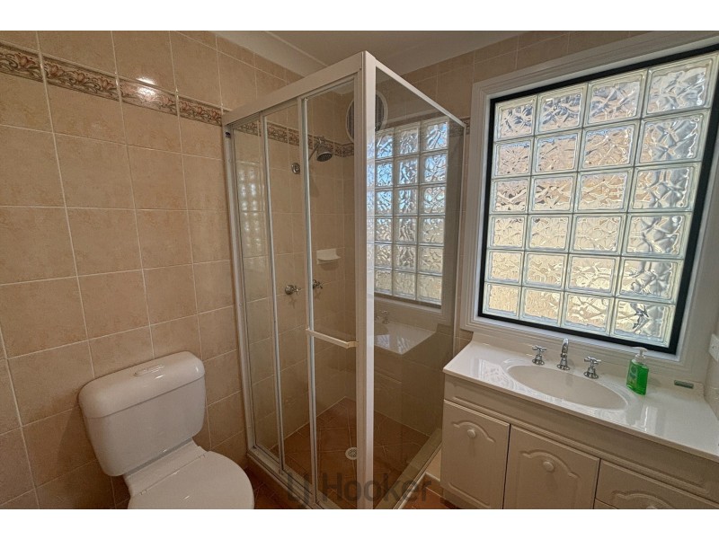 22 Paley Crescent, Belmont South NSW 2280