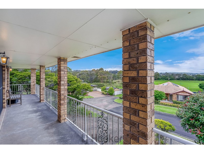5 Wasdale Grove, Lakelands NSW 2282
