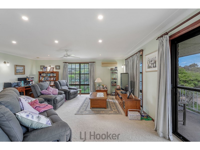 5 Wasdale Grove, Lakelands NSW 2282
