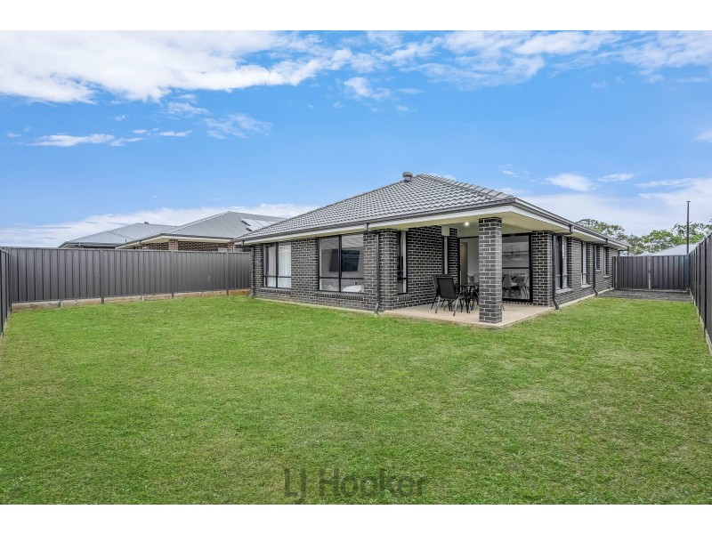 11 Bentwing Street, Cliftleigh NSW 2321