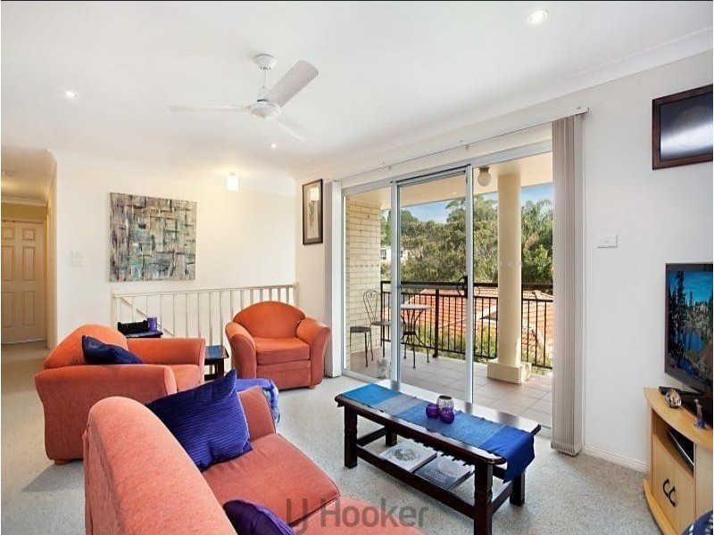 3/4 Louisa Avenue, Highfields NSW 2289