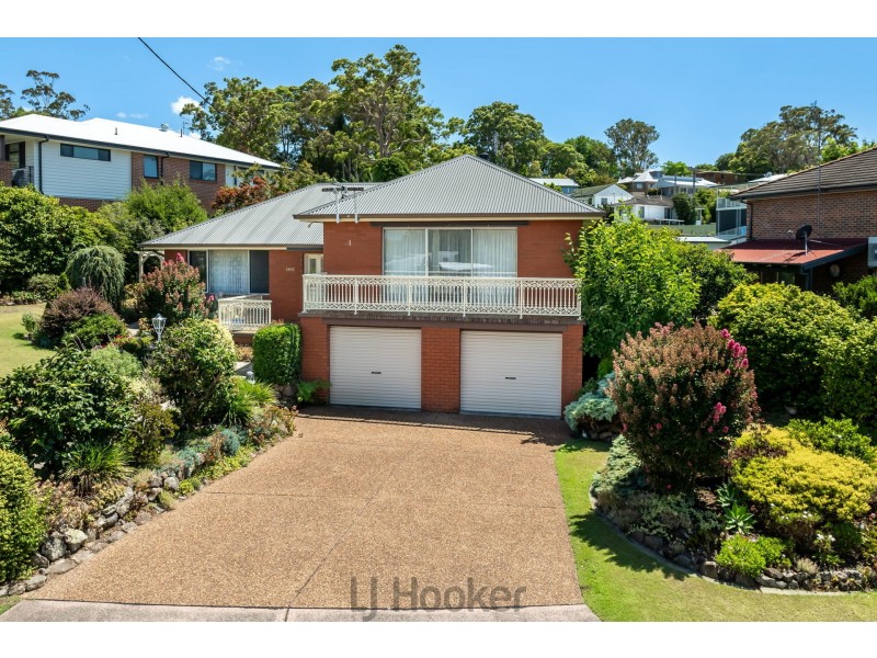 1 Jesson Parade, Warners Bay NSW 2282