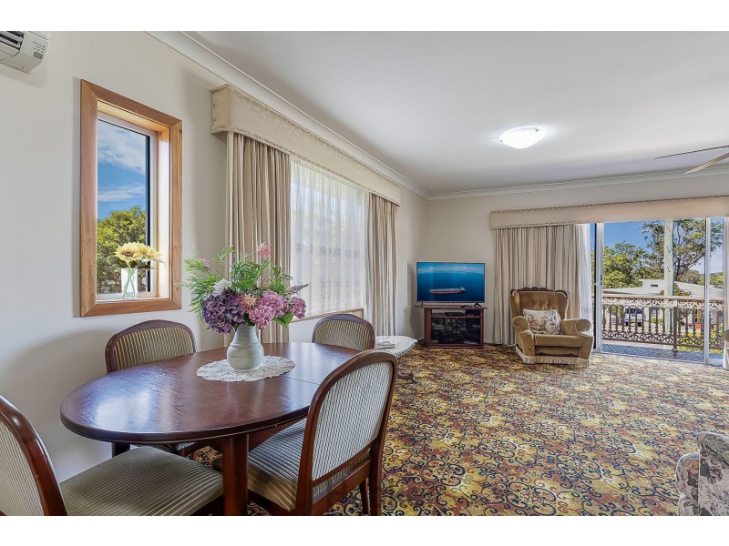1 Jesson Parade, Warners Bay NSW 2282