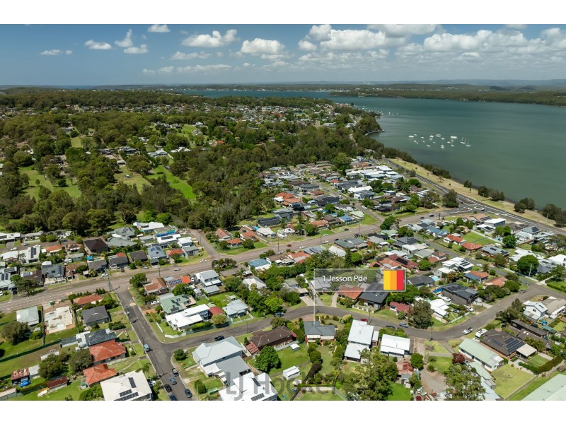 1 Jesson Parade, Warners Bay NSW 2282