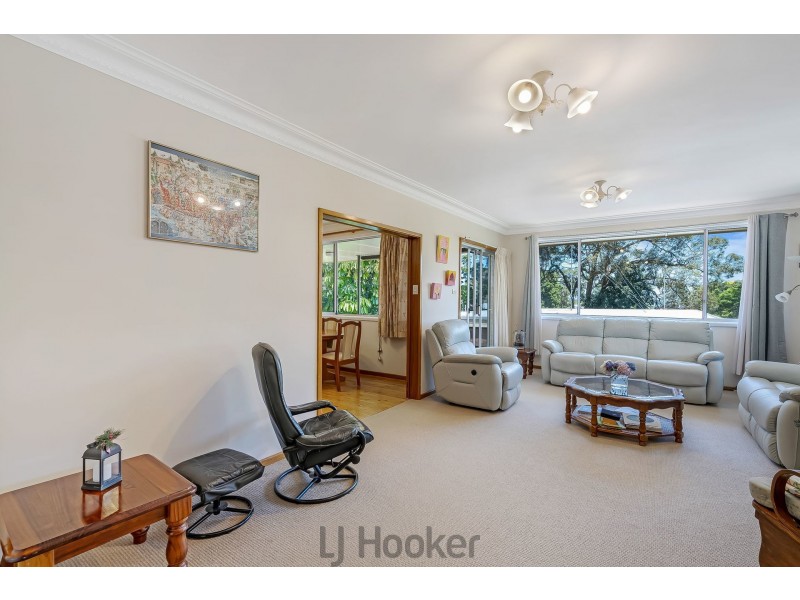 8 Haig Street, Belmont NSW 2280