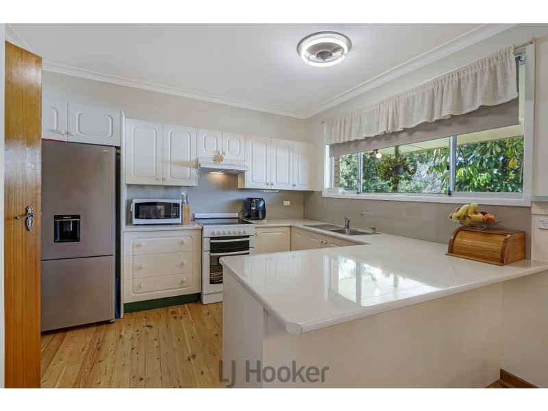 8 Haig Street, Belmont NSW 2280